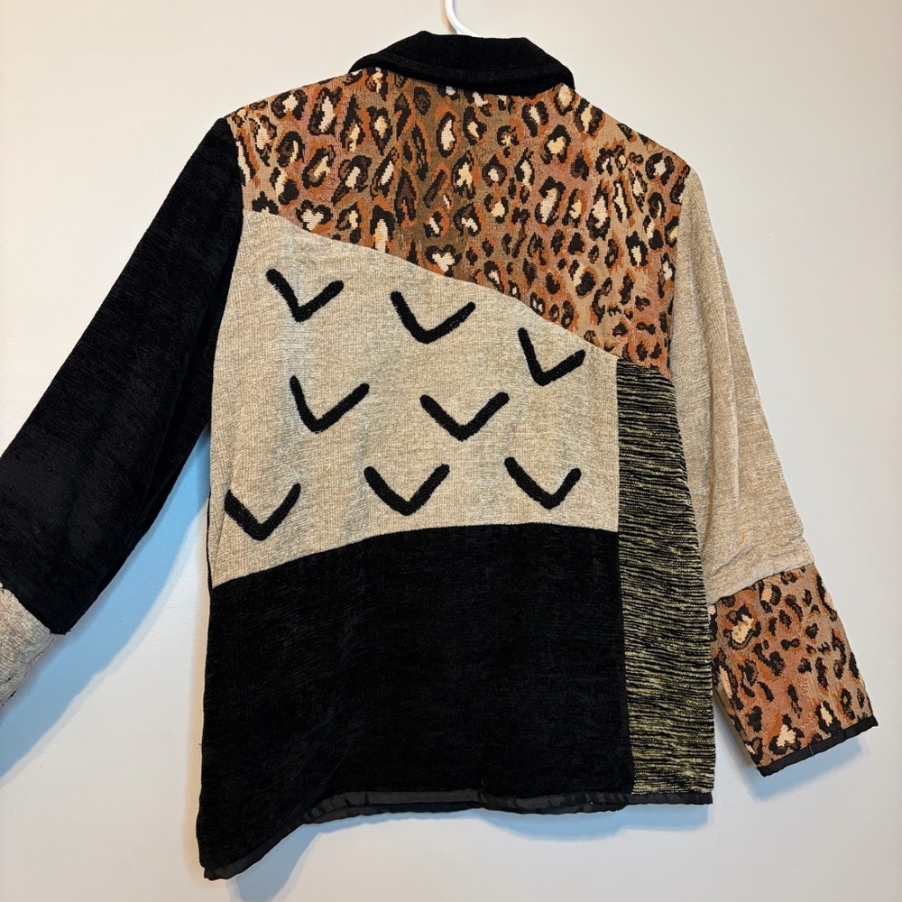Maya Women's Animal Print Patchwork Blazer - Picture 6 of 10